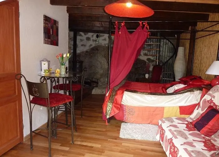 فندق مبيت وإفطار Ferme Des Combettes